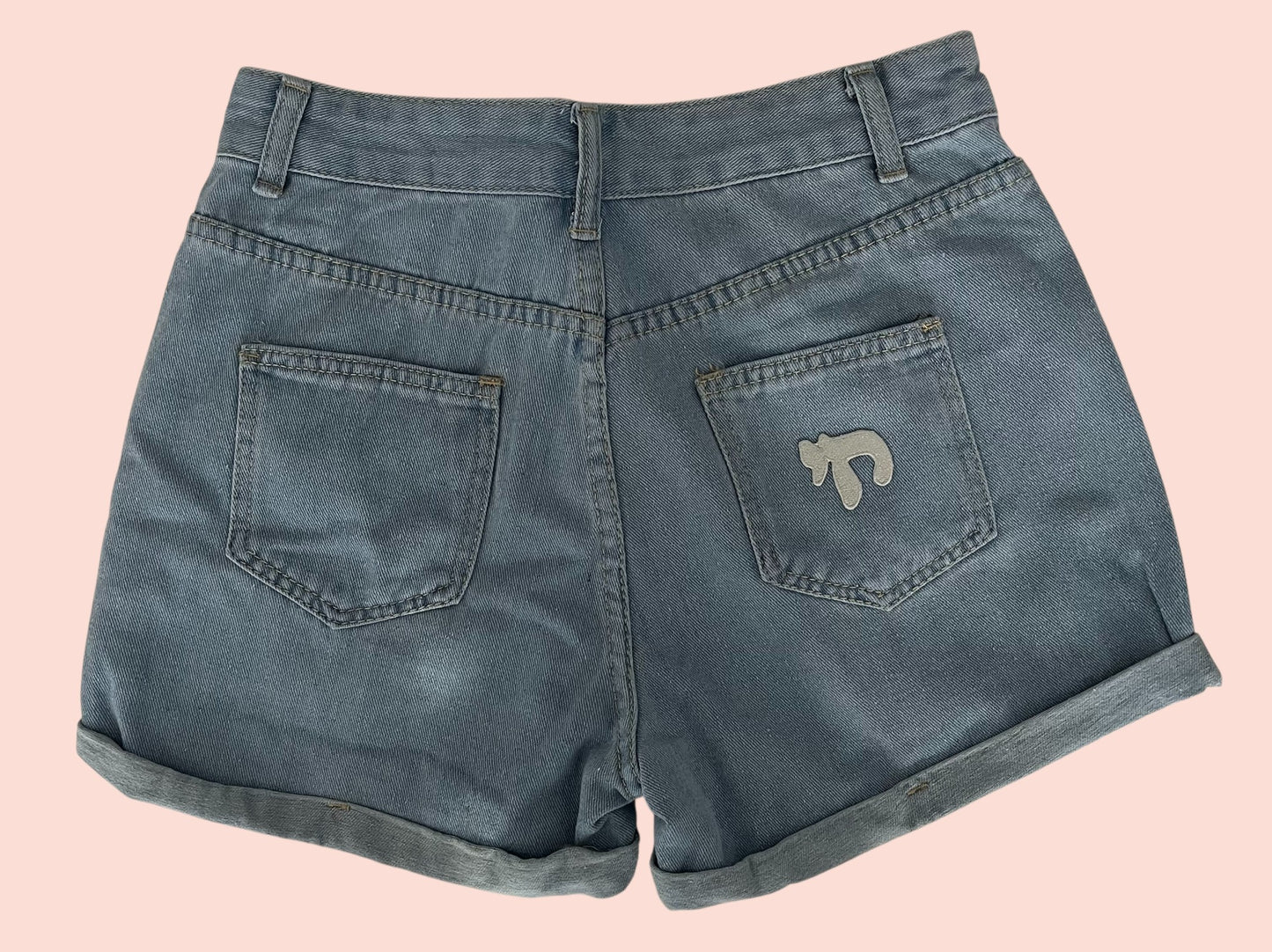 Short en jean bleu clair